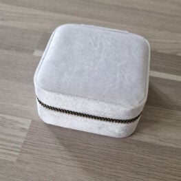 Smykkeskrin hvit med speil