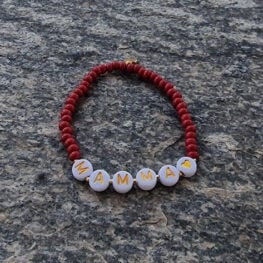 Dyp rød armbånd MAMMA<3